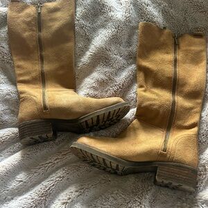 Lucky Brand 🍀 6.5 almost brand new tall boots !